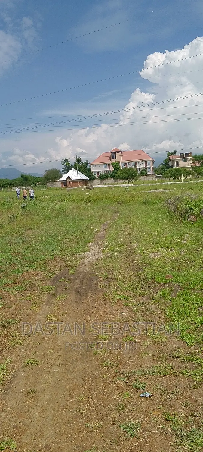 Anza Mwaka Kwa Kumiliki Ardhi in Arusha