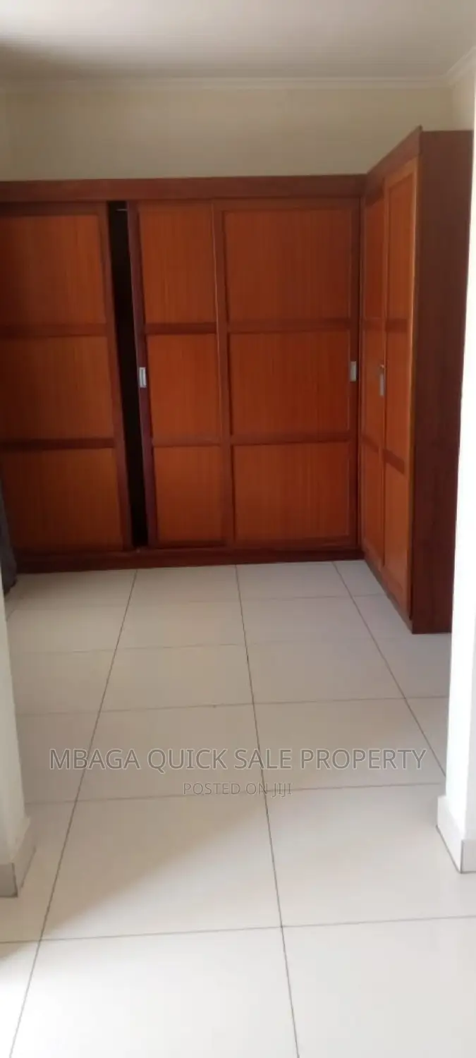 4bdrm Apartment in Oyster Bay for rent in Oyster Bay
