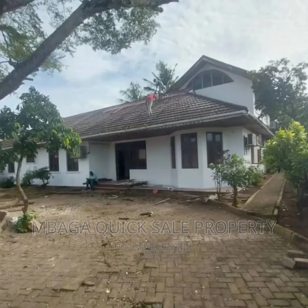5bdrm House in Mbezi Beach for rent in Mbezi Beach