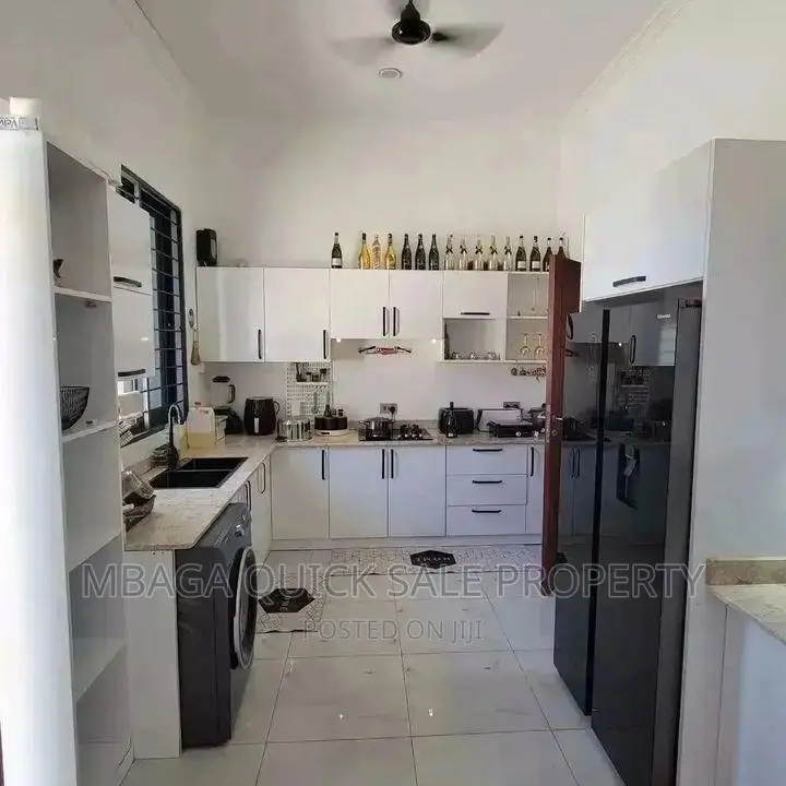 Furnished 3bdrm House in Mikocheni B for rent in Mikocheni