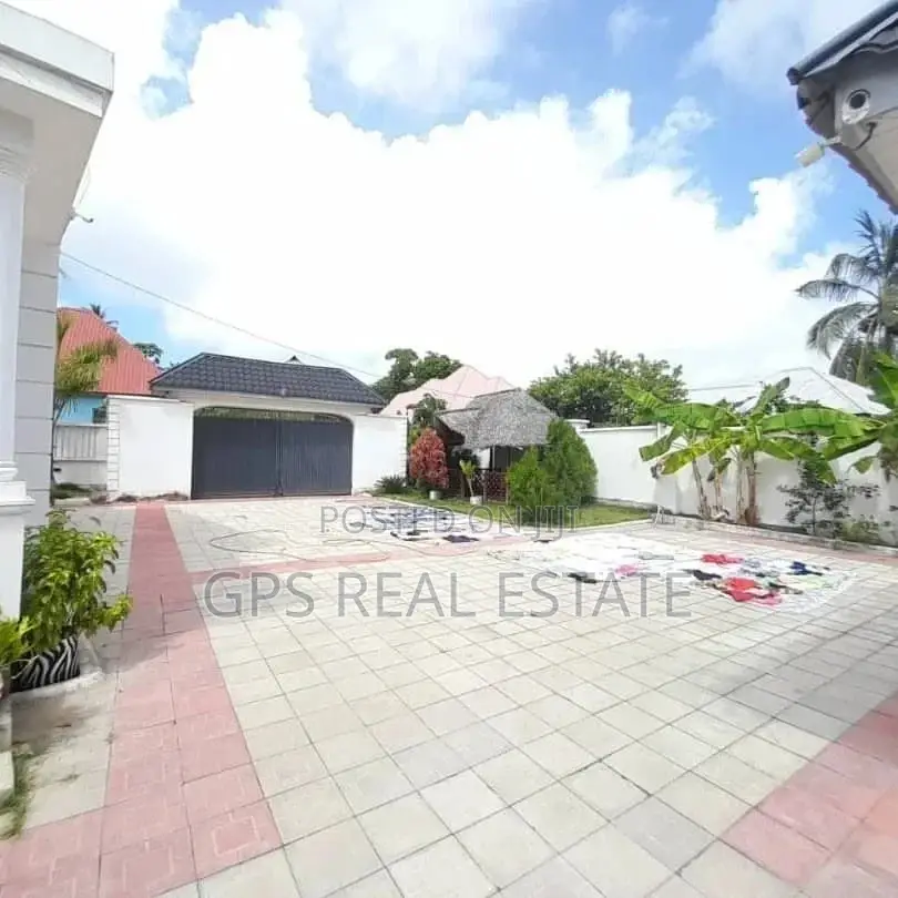 3bdrm House in Mji Mwema, Kigamboni for sale in Kigamboni