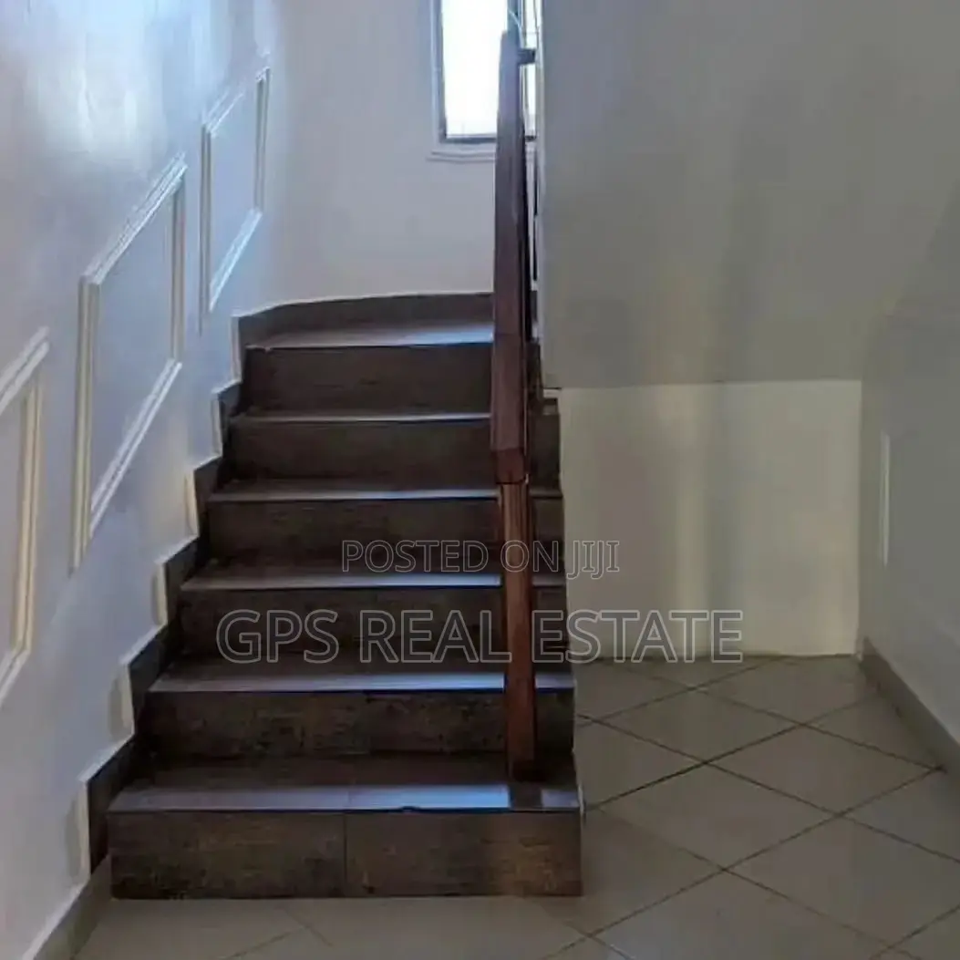 6bdrm House in Mbezi Beach, Kinondoni for sale in Kinondoni