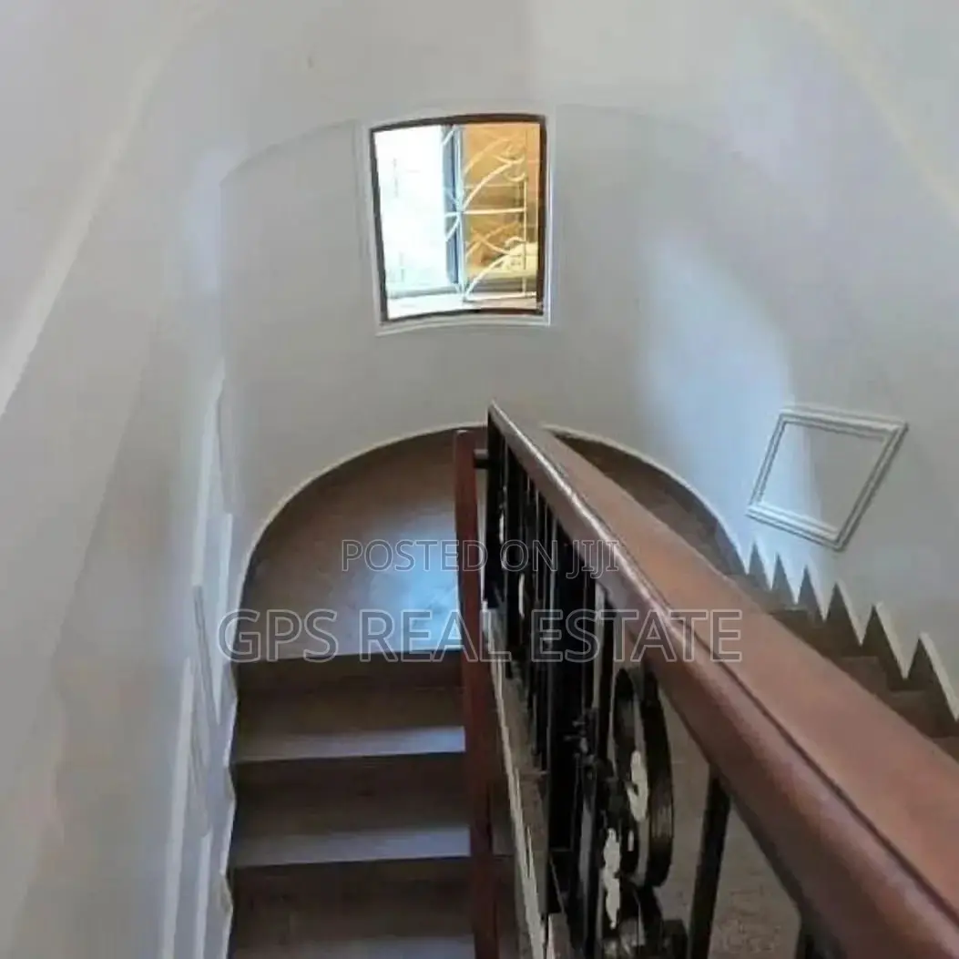 6bdrm House in Mbezi Beach, Kinondoni for sale in Kinondoni