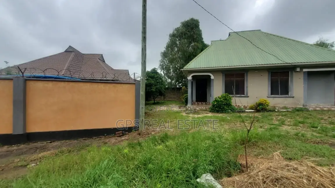 3bdrm House in Madale Mivumoni, Kinondoni for sale in Kinondoni