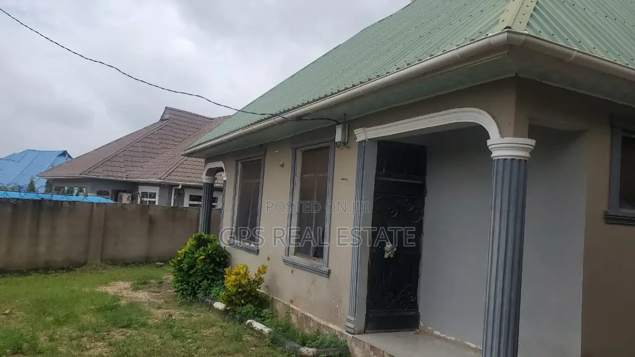 3bdrm House in Madale Mivumoni, Kinondoni for sale in Kinondoni