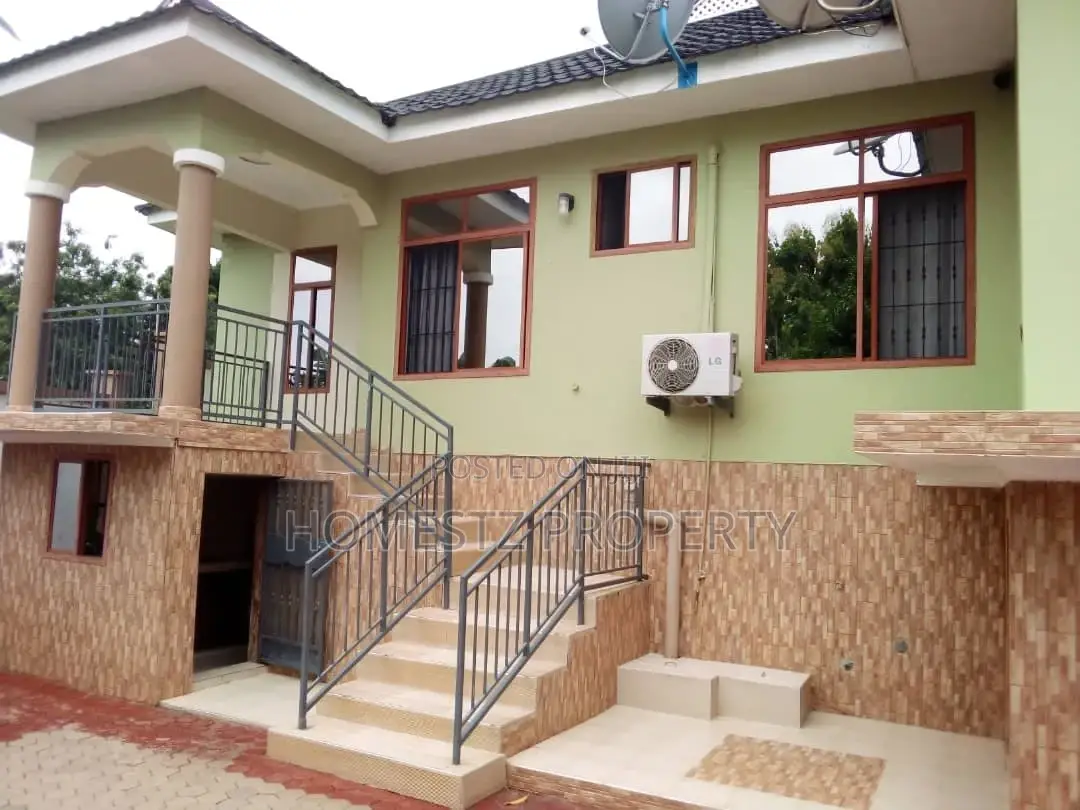 3bdrm House in Bunju A, Kinondoni for sale in Kinondoni