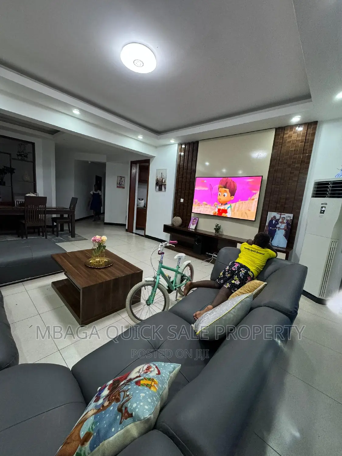 3bdrm Apartment in Mikocheni for sale in Mikocheni
