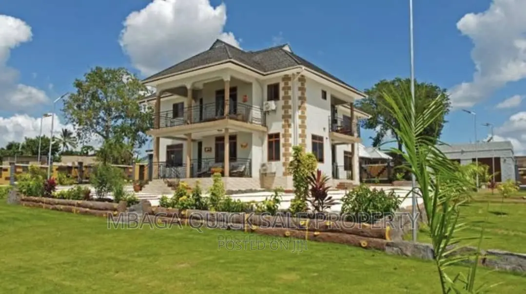 Furnished 5bdrm House in Madale, Bunju for rent in Bunju