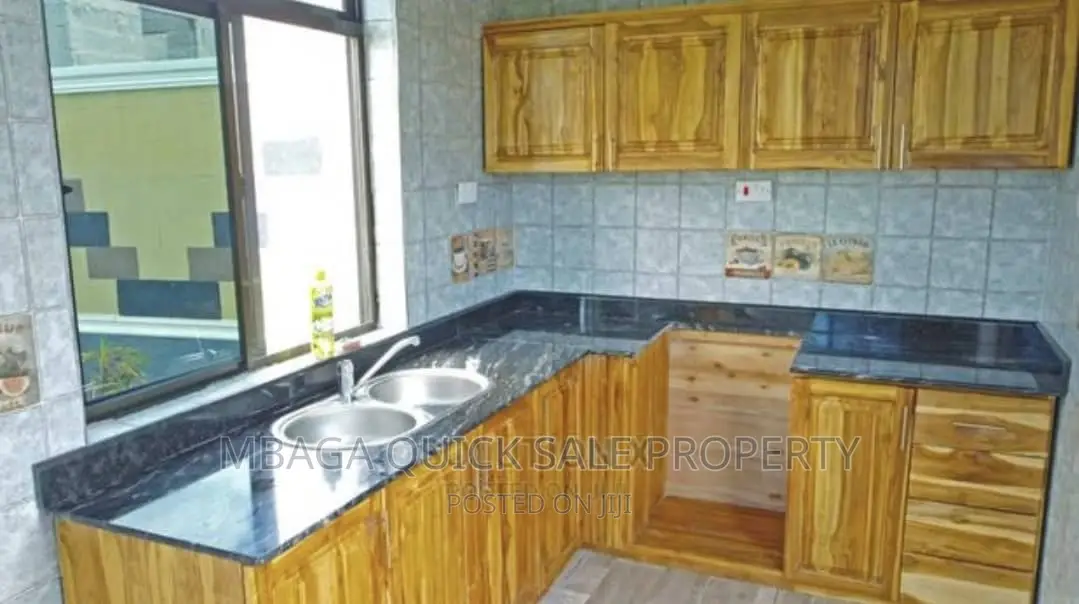 Furnished 5bdrm House in Madale, Bunju for rent in Bunju