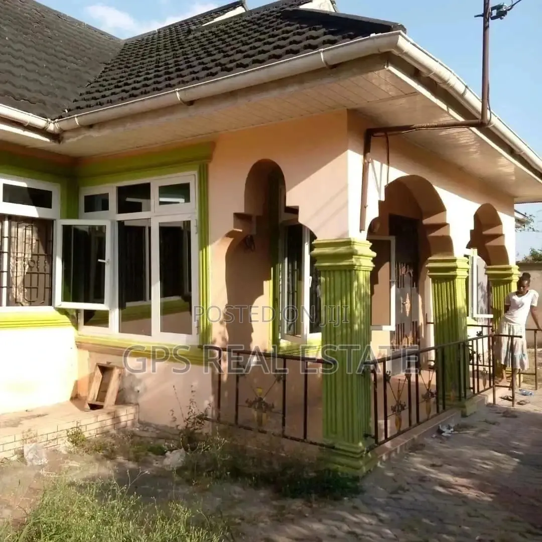 House For Sale Kimara Suka in Kimara