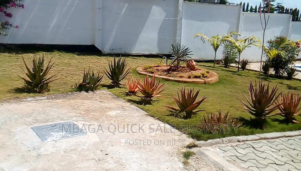Furnished 4bdrm Apartment in Bunju Moga for rent in Bunju