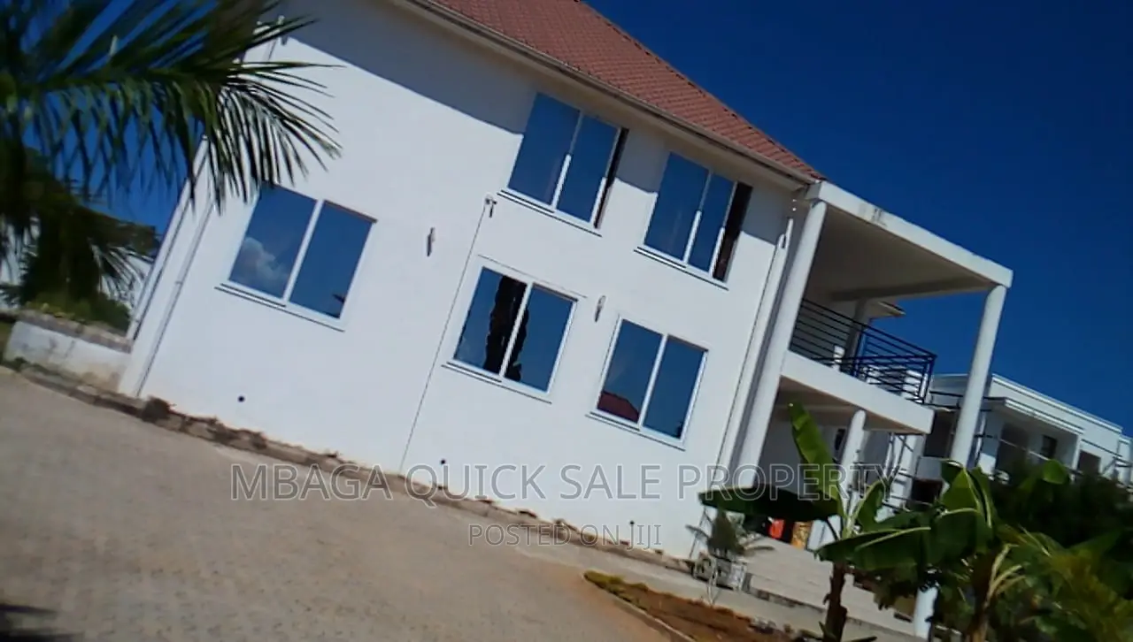 Furnished 4bdrm Apartment in Bunju Moga for rent in Bunju
