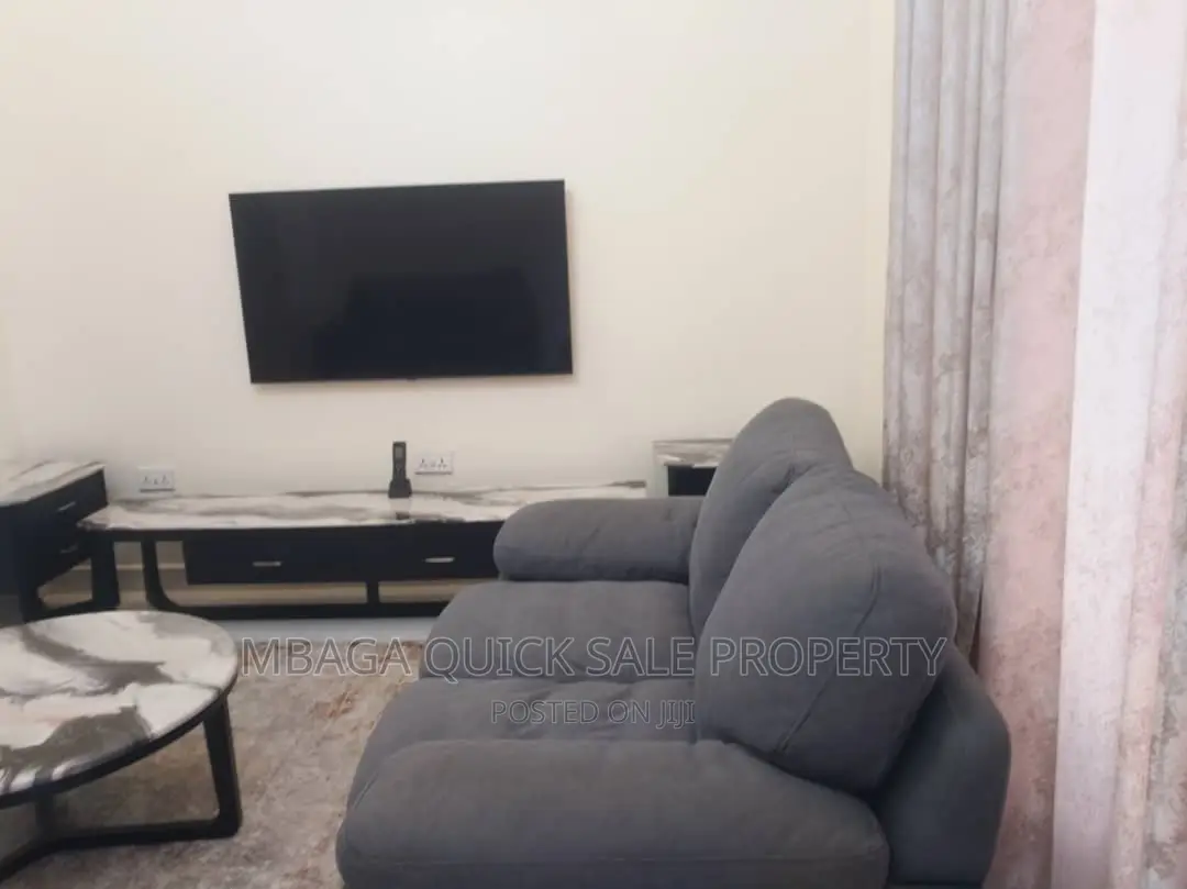 Furnished 1bdrm Apartment in Oyster Bay for rent in Oyster Bay