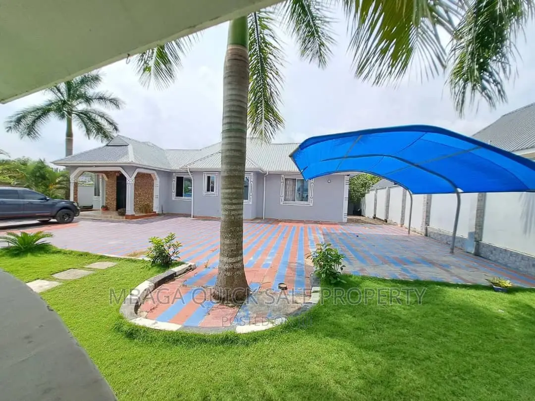 3bdrm House in Goba Lastanza for sale in Goba