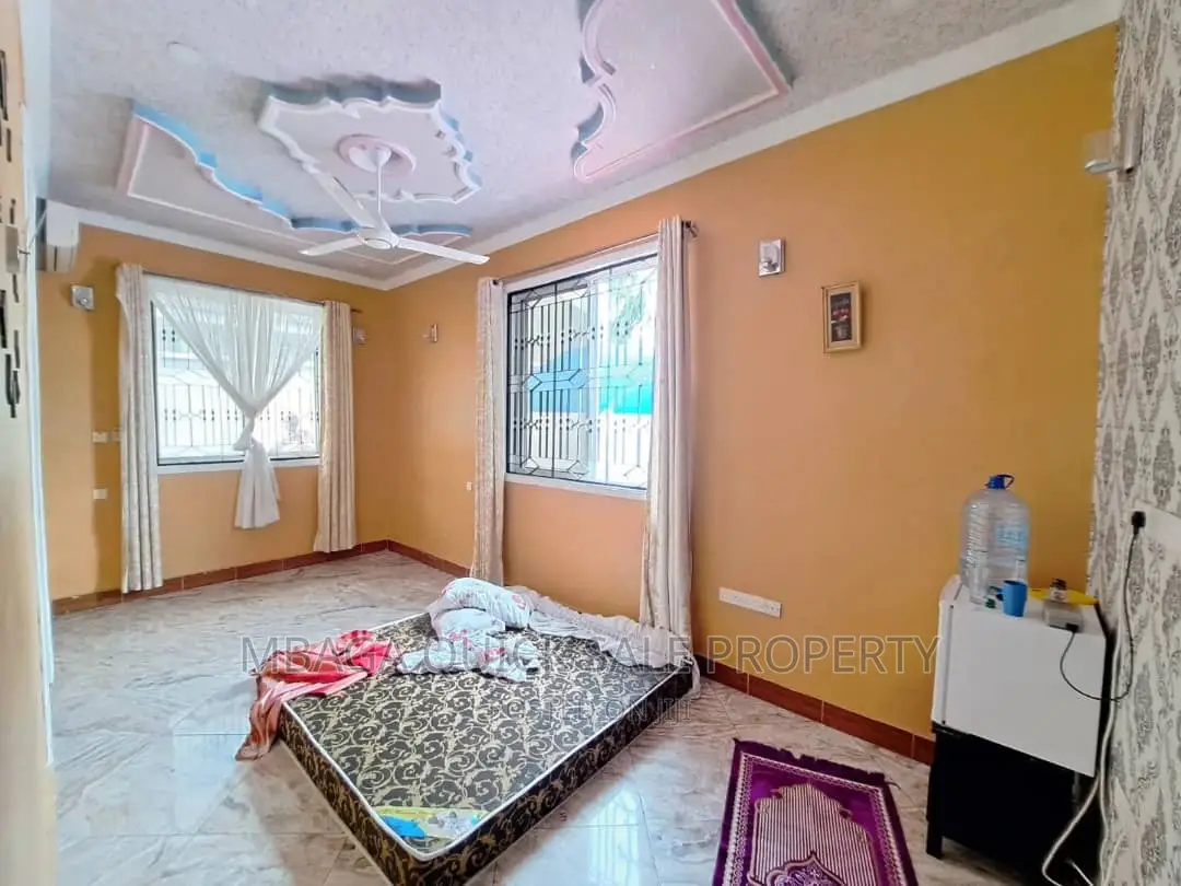 3bdrm House in Goba Lastanza for sale in Goba