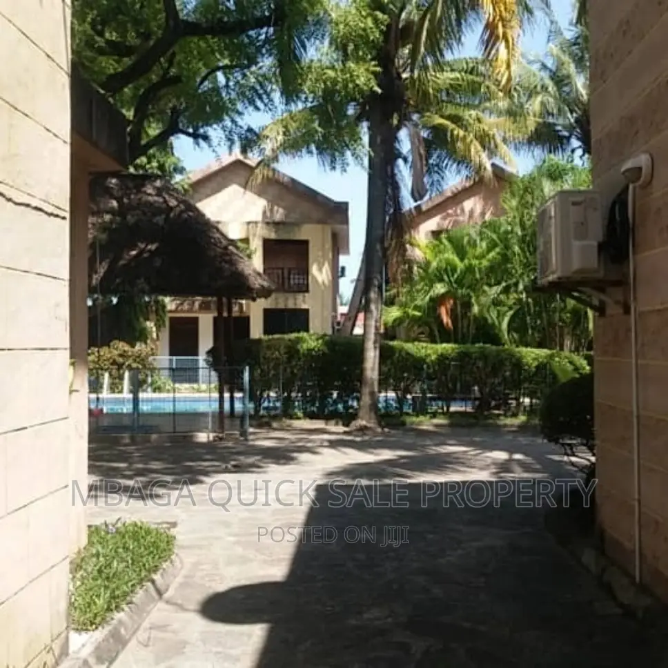 Furnished 3bdrm Villa in Mikocheni Ridhiwani for rent in Mikocheni