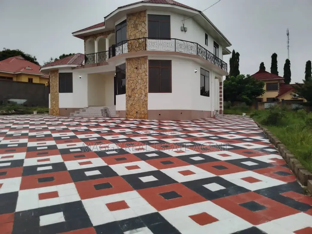 5bdrm House in Salasala, Kunduchi for rent in Kunduchi