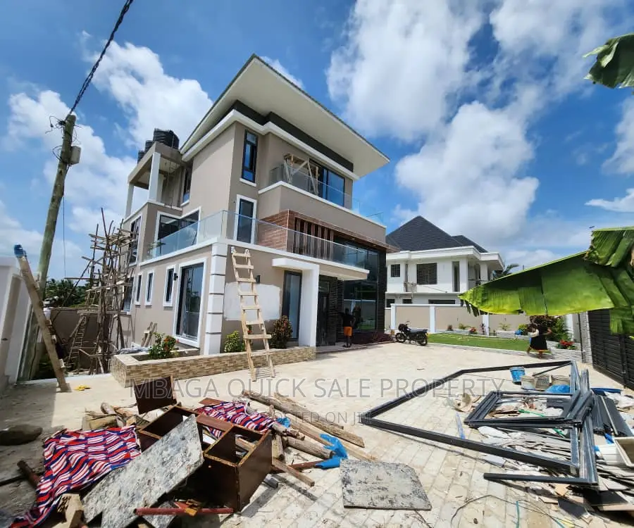 5bdrm House in Goba Kinzudi for sale in Goba