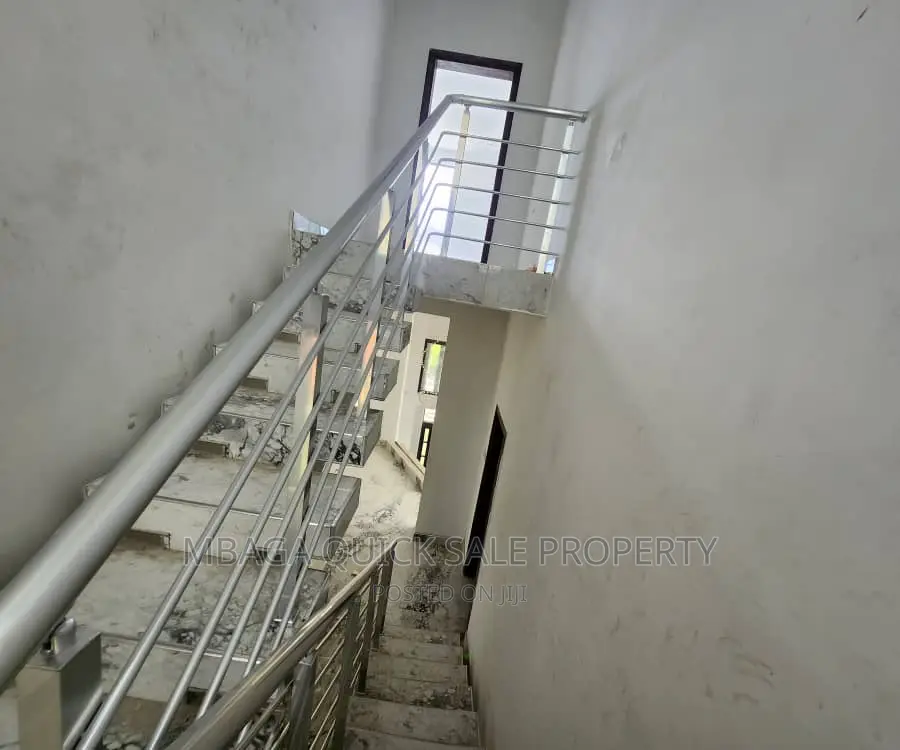 5bdrm House in Goba Kinzudi for sale in Goba