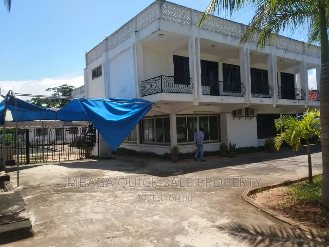 10bdrm House in Masaki for rent in Masaki