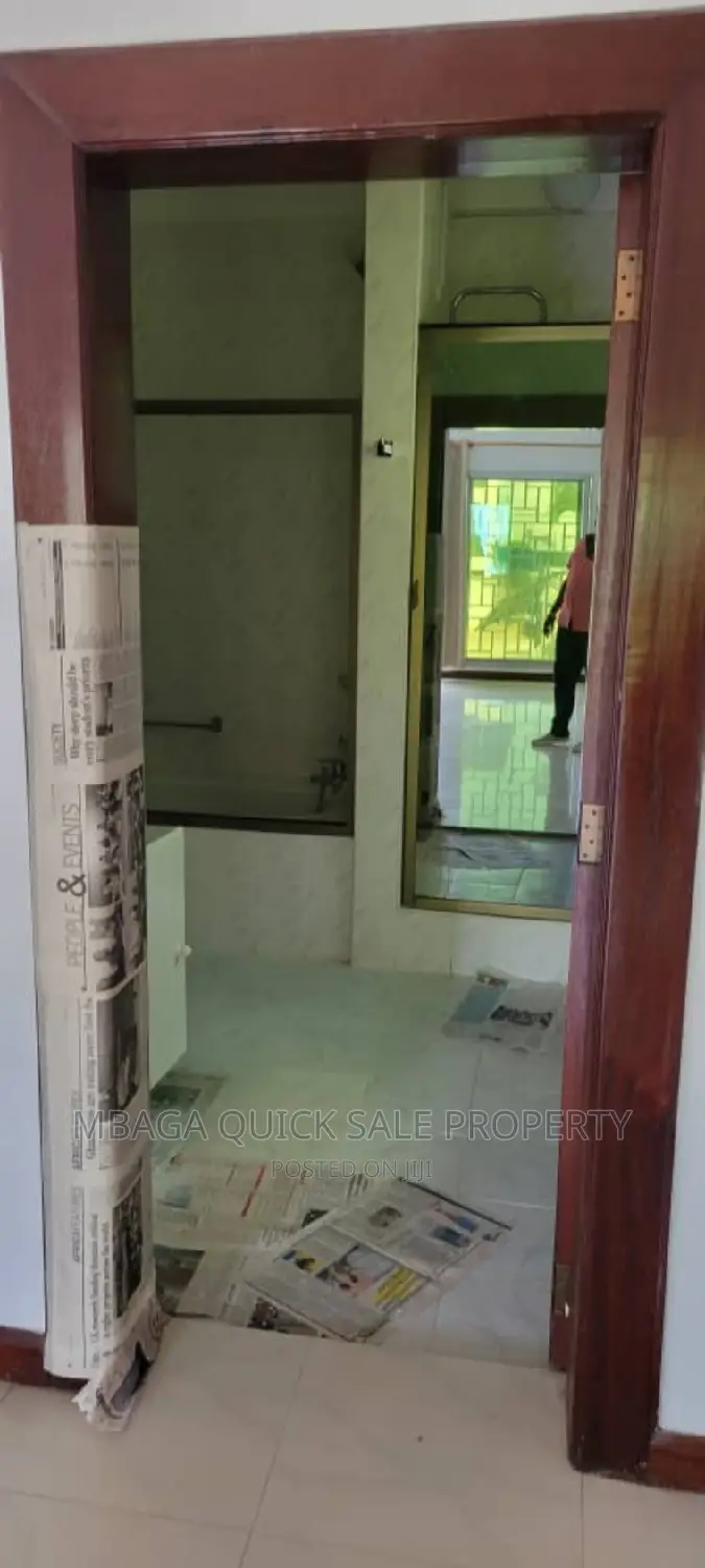 7bdrm House in Masaki  Slip Way for rent in Masaki