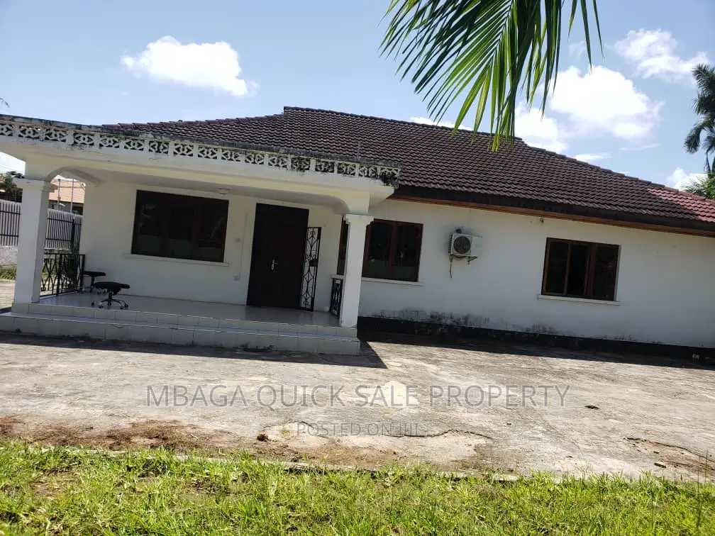 4bdrm Bungalow in Mikocheni for rent in Mikocheni