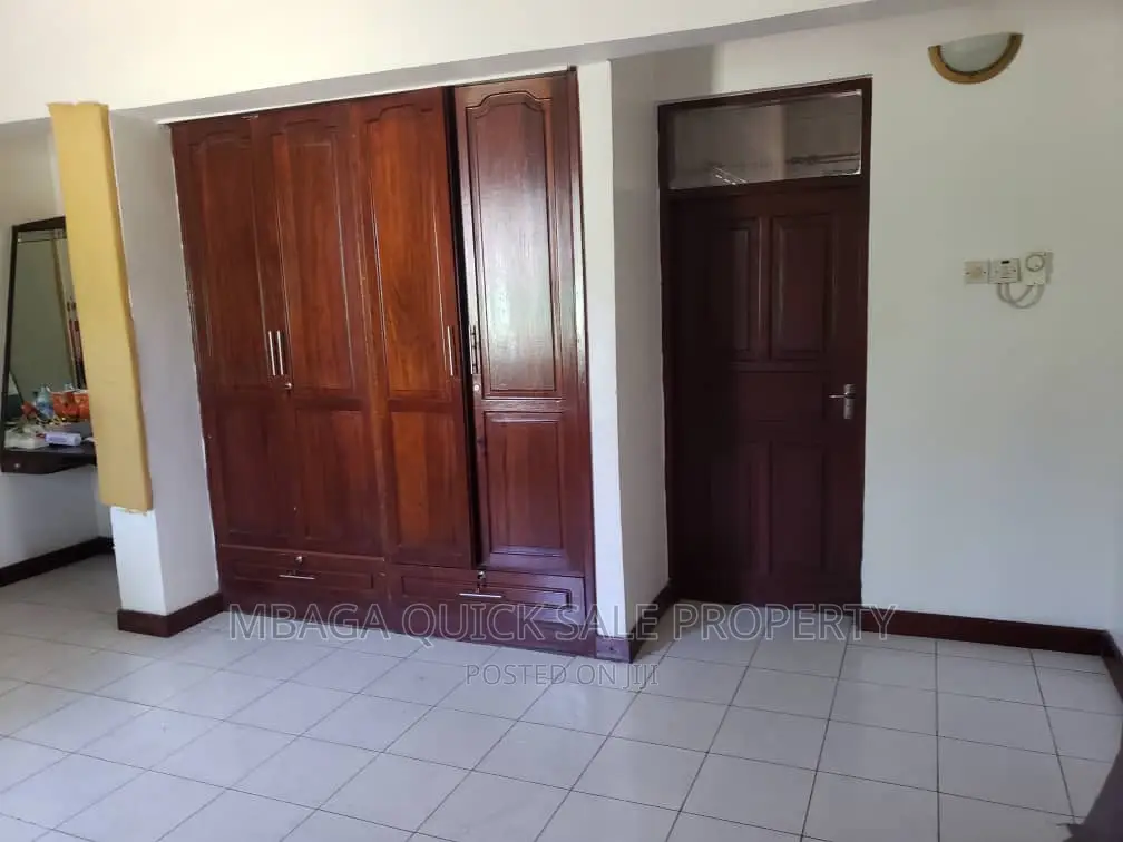 4bdrm Bungalow in Mikocheni for rent in Mikocheni