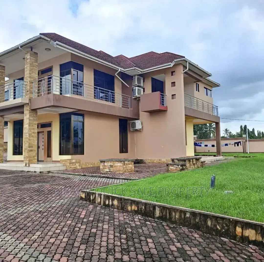 7bdrm House in Mbweni for rent in Mbweni