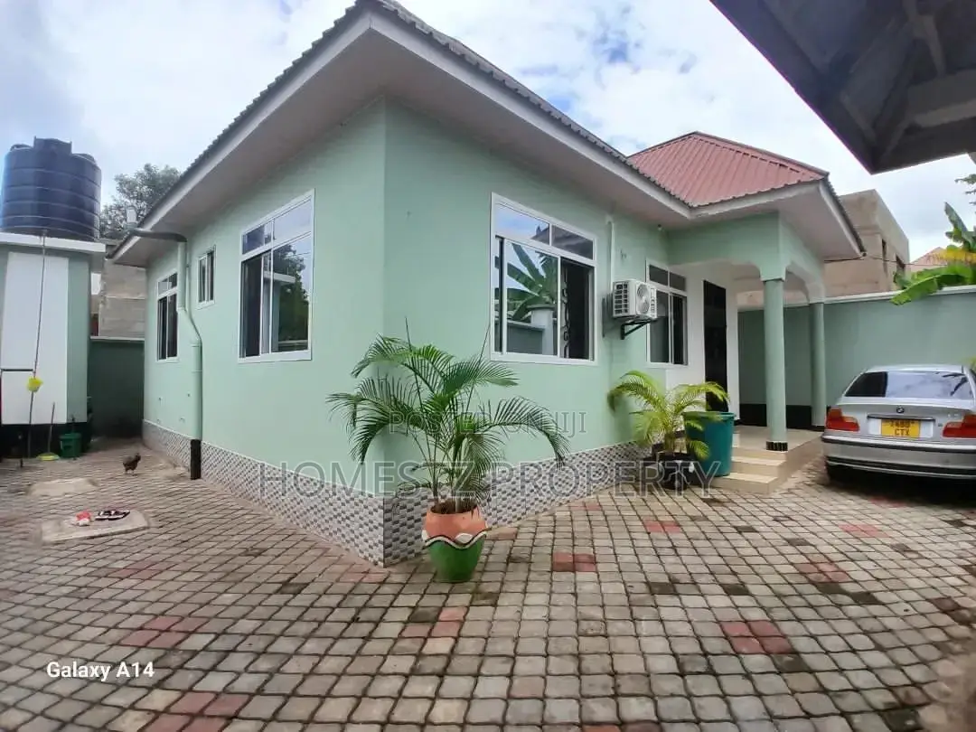 3bdrm House in Mbezi Msumi, Kinondoni for sale in Kinondoni