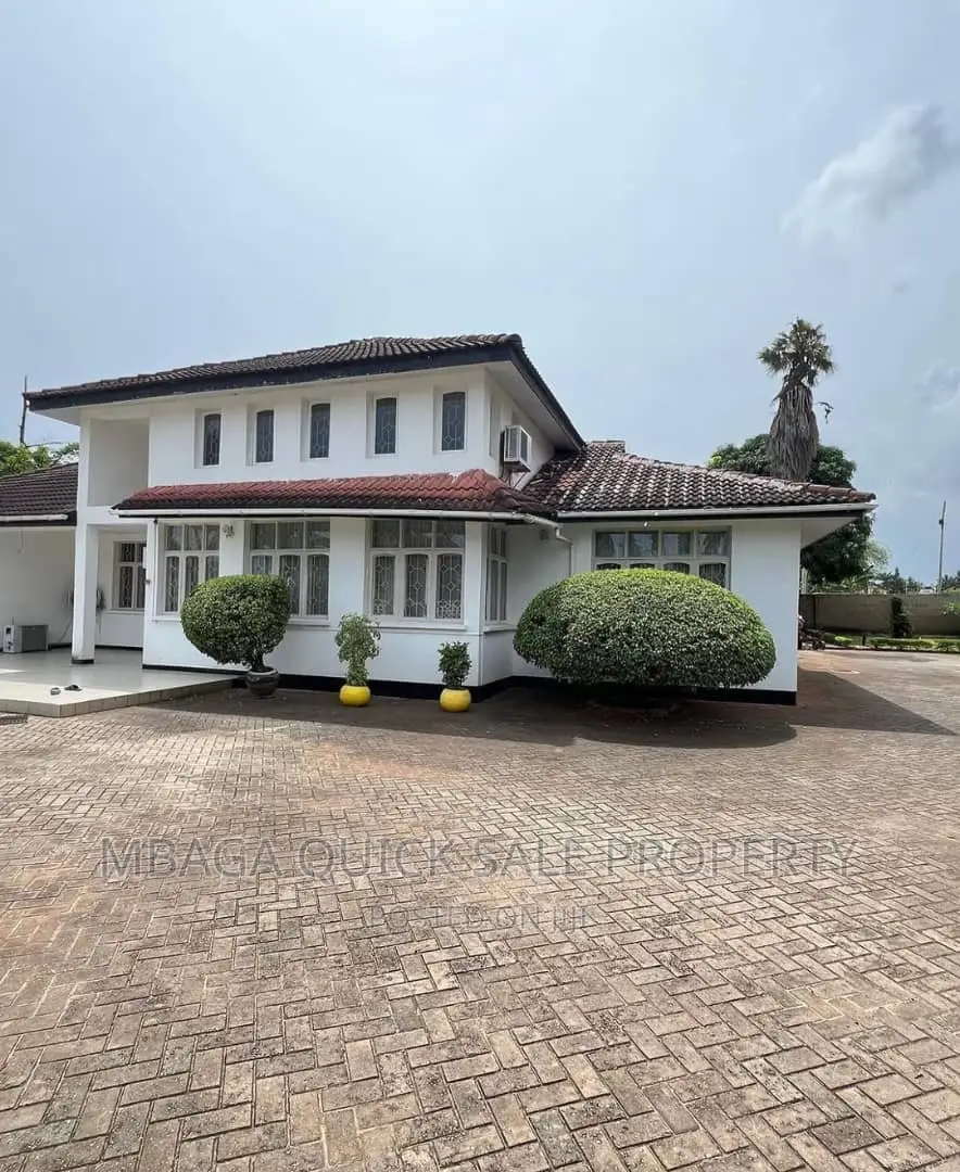 4bdrm Bungalow in Mbez Beach for rent in Mbezi Beach