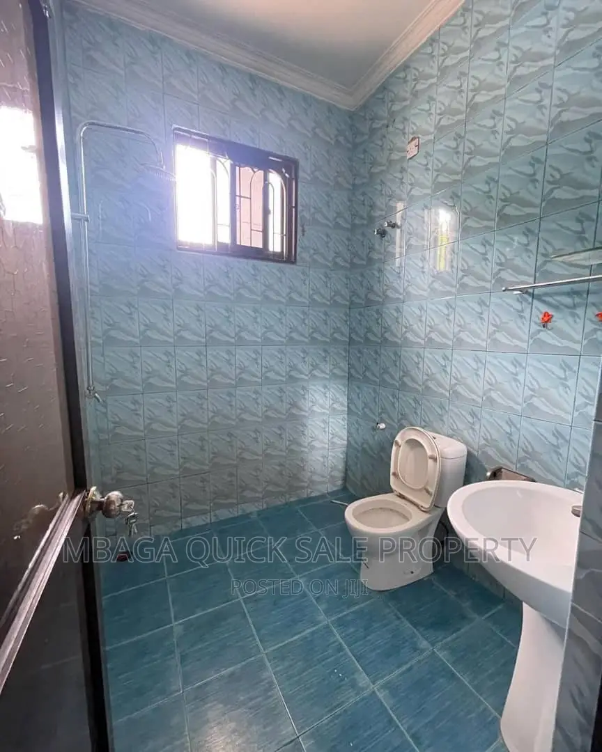 3bdrm Bungalow in Ununio Beach for rent in Mbezi Beach