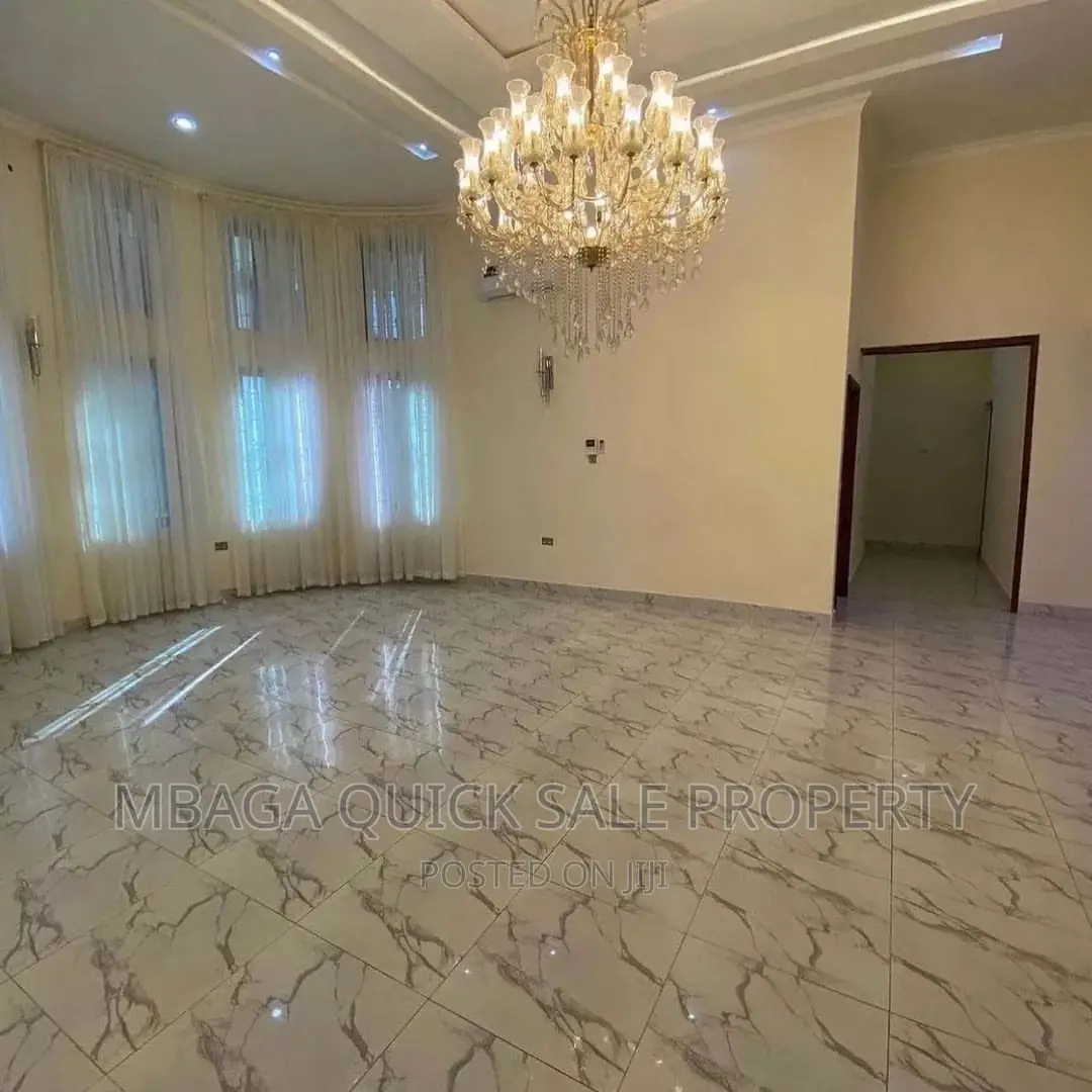 6bdrm House in Oyster Bay for rent in Oyster Bay
