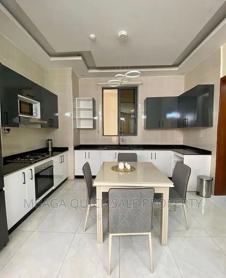 Furnished 3bdrm Apartment in Oyster Bay for rent in Oyster Bay