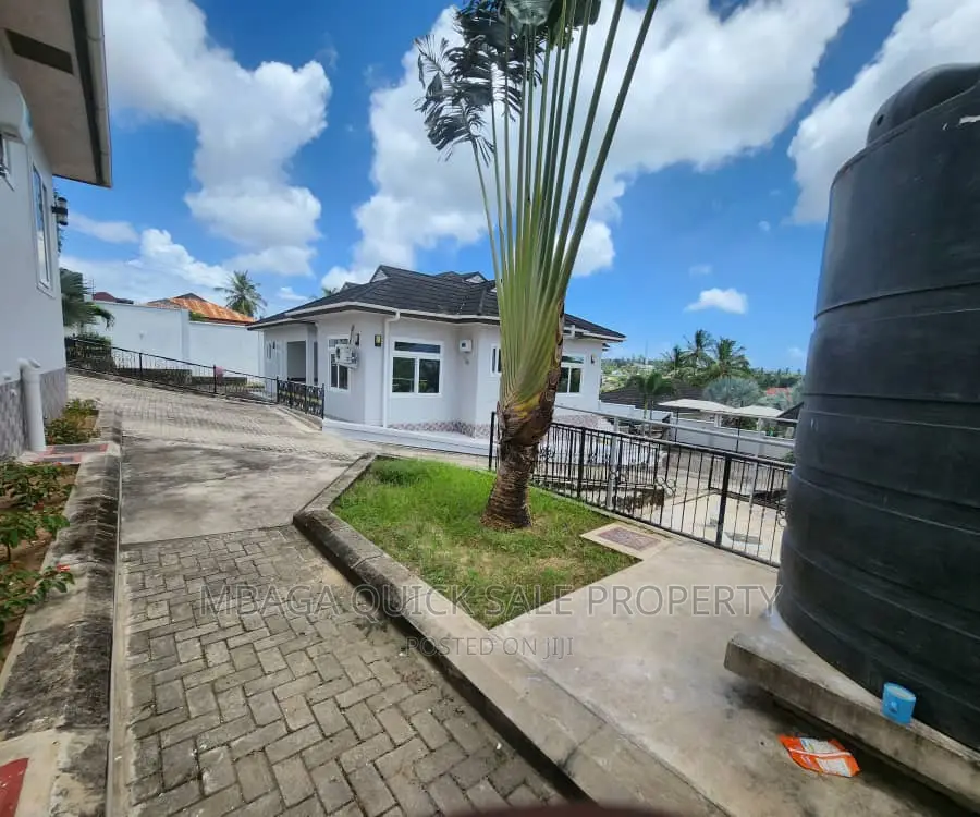 4bdrm House in Salasala Majengo, Mbezi for rent in Mbezi