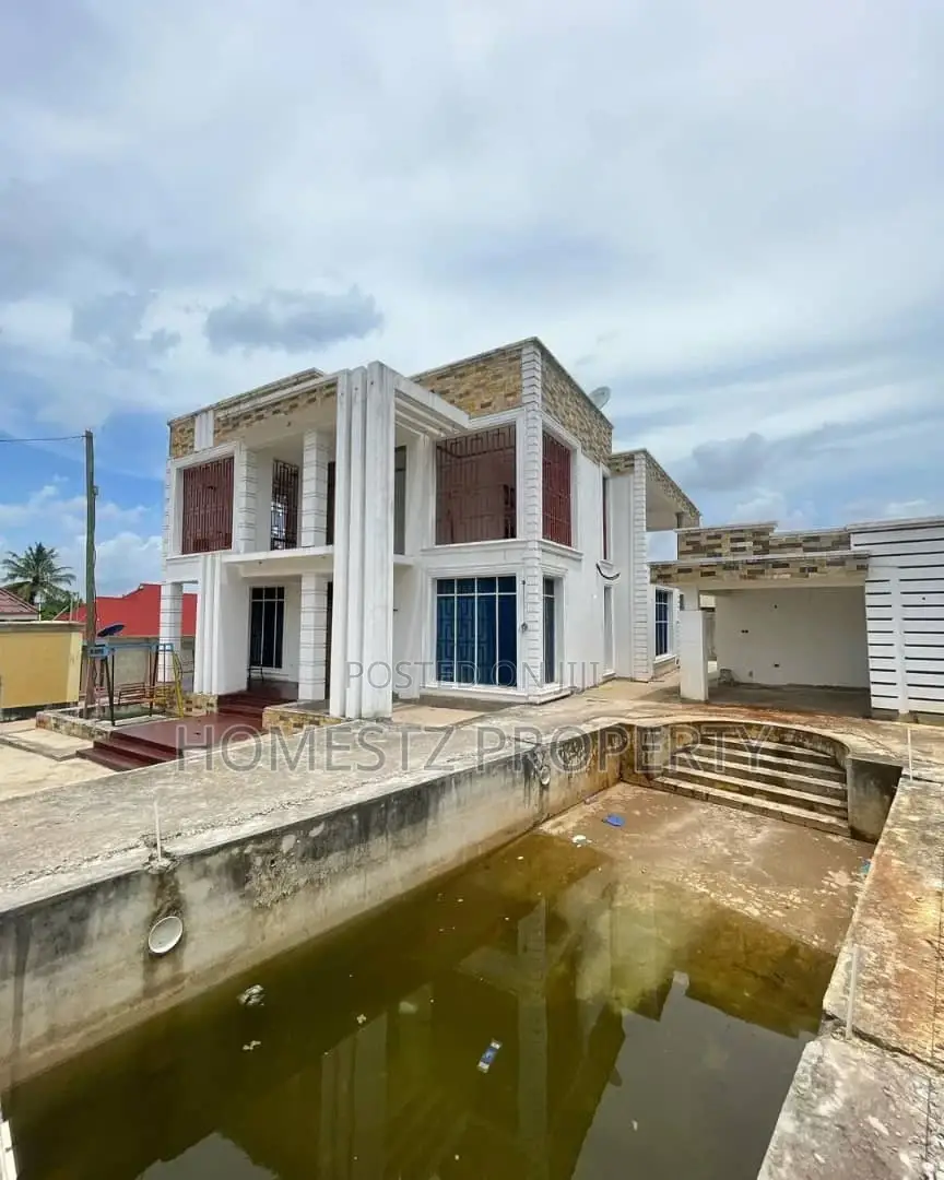 5bdrm House in Kinyerezi, Kinondoni for sale in Kinondoni