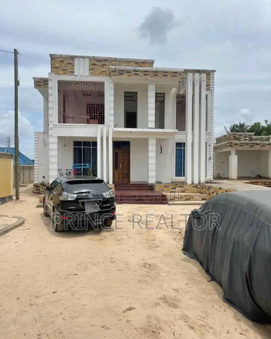 5bdrm House in Kinyerezi, Kinondoni for sale in Kinondoni