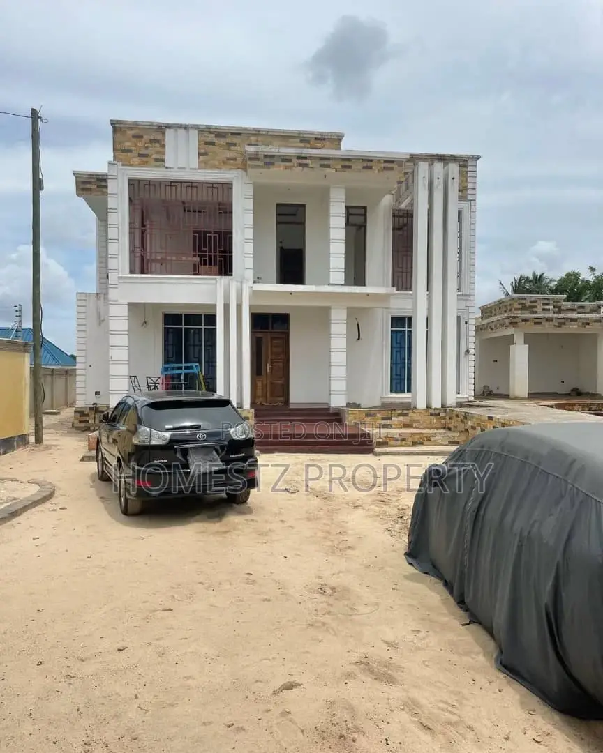 5bdrm House in Kinyerezi, Kinondoni for sale in Kinondoni