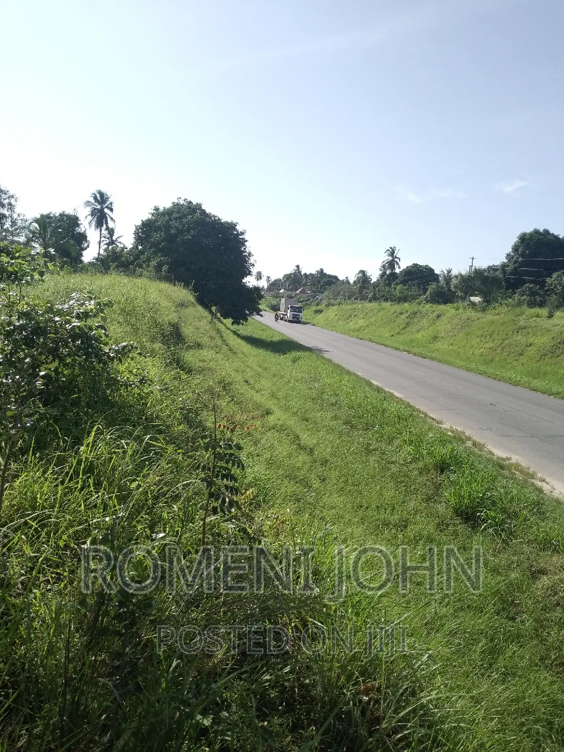 Eneo Hk 5 La Viwanda Na Biashara Linauzwa Ml 900 Kibaha. in Ukonga