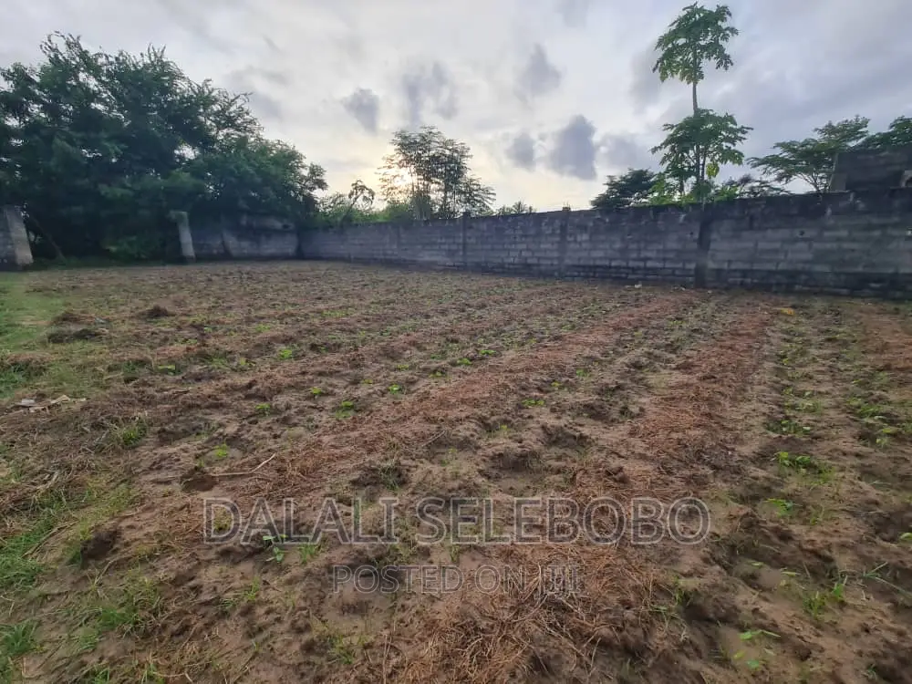 Plot 2in1 at Boko Near by Ununio in Kinondoni