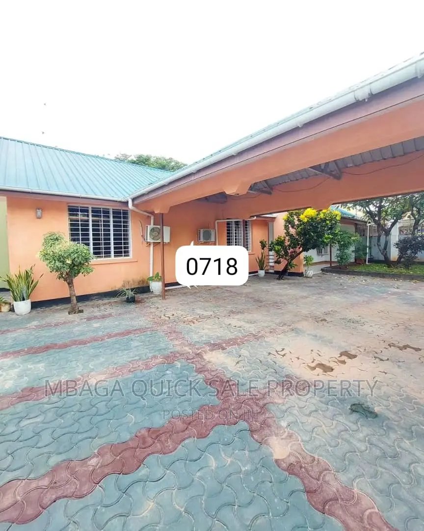 3bdrm Bungalow in Masaki for rent in Masaki