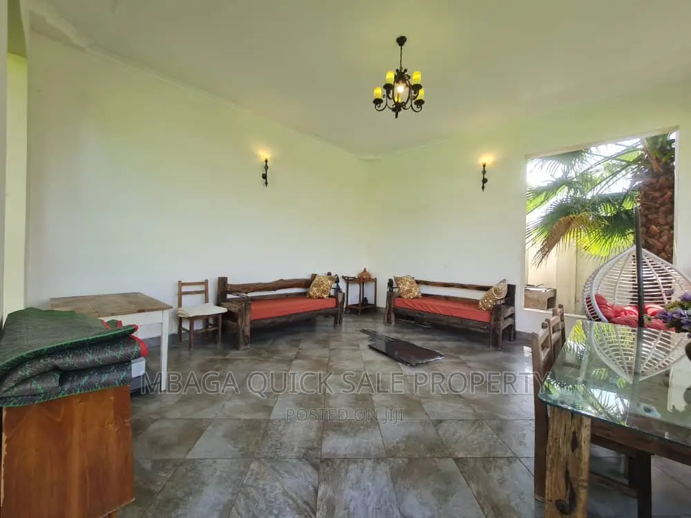 Furnished 7bdrm House in Njiro  Block C for sale in Njiro