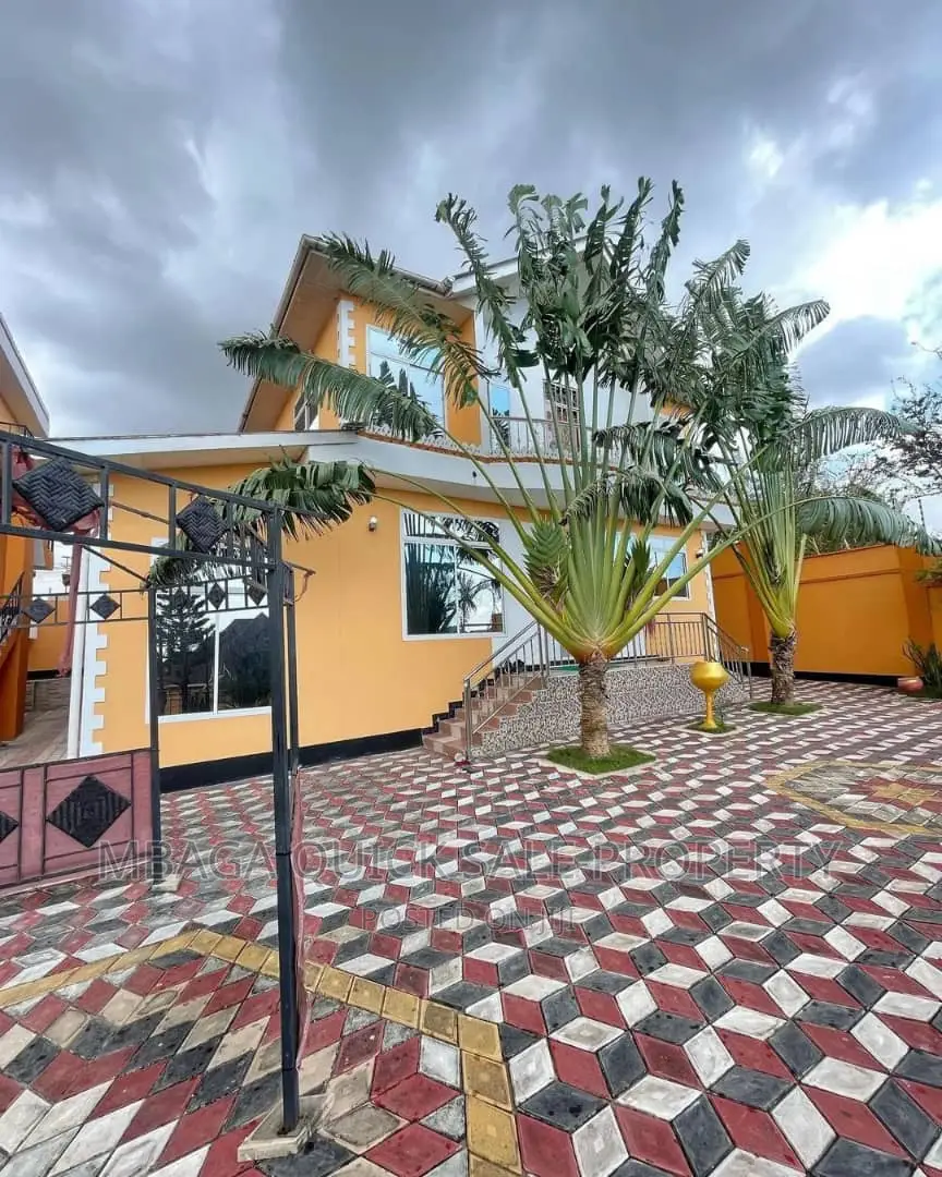 Furnished 5bdrm House in Salasala, Mbezi for rent in Mbezi