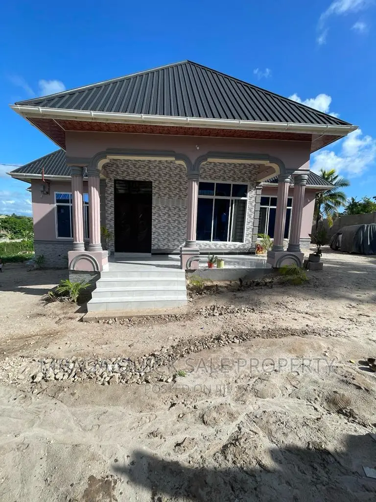 4bdrm House in Tegeta. Wazo, Bunju for sale in Bunju