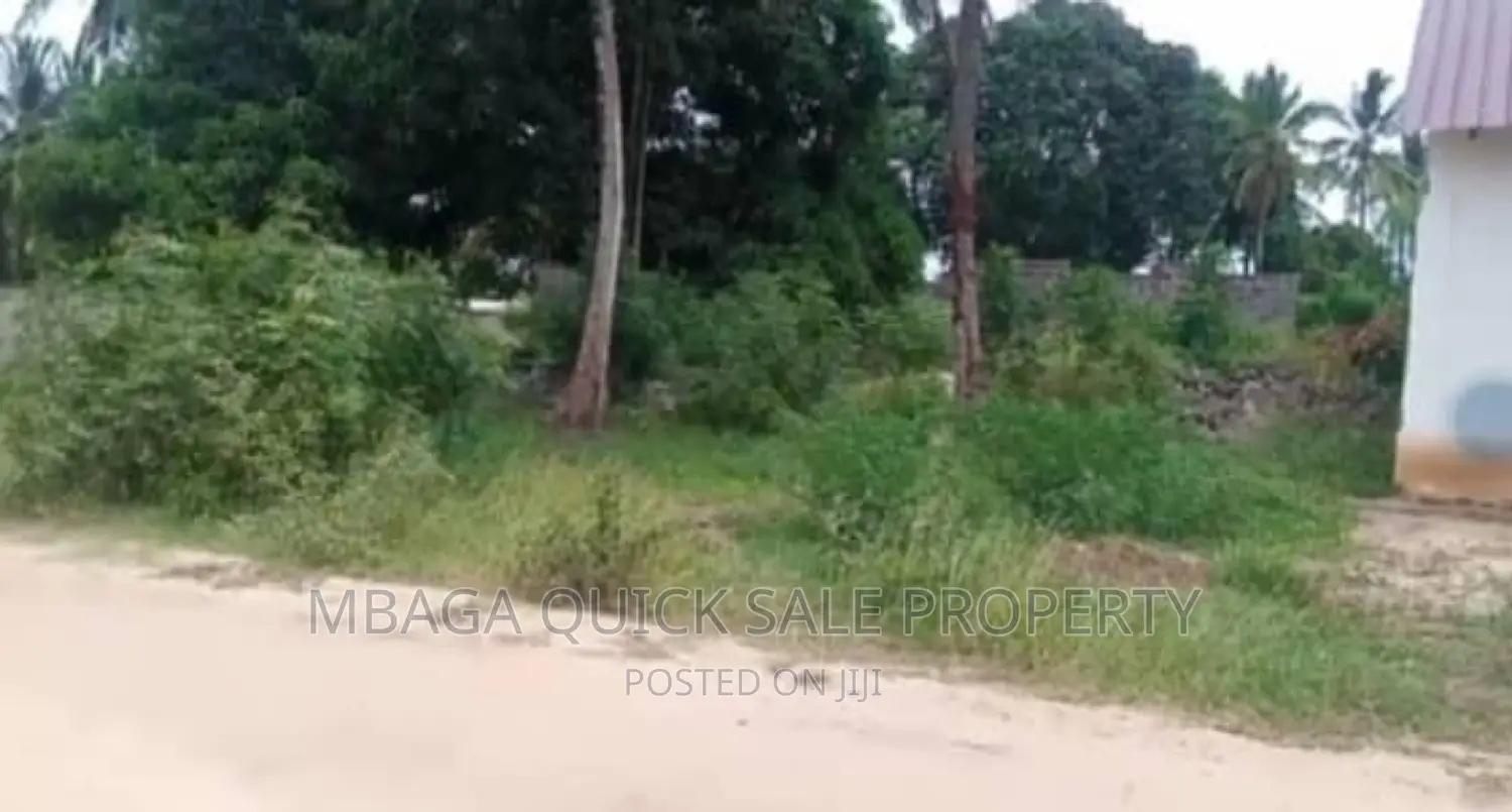 Plot for Sale at Kigamboni Kisota 1612sqm TSH 160mil in Kigamboni