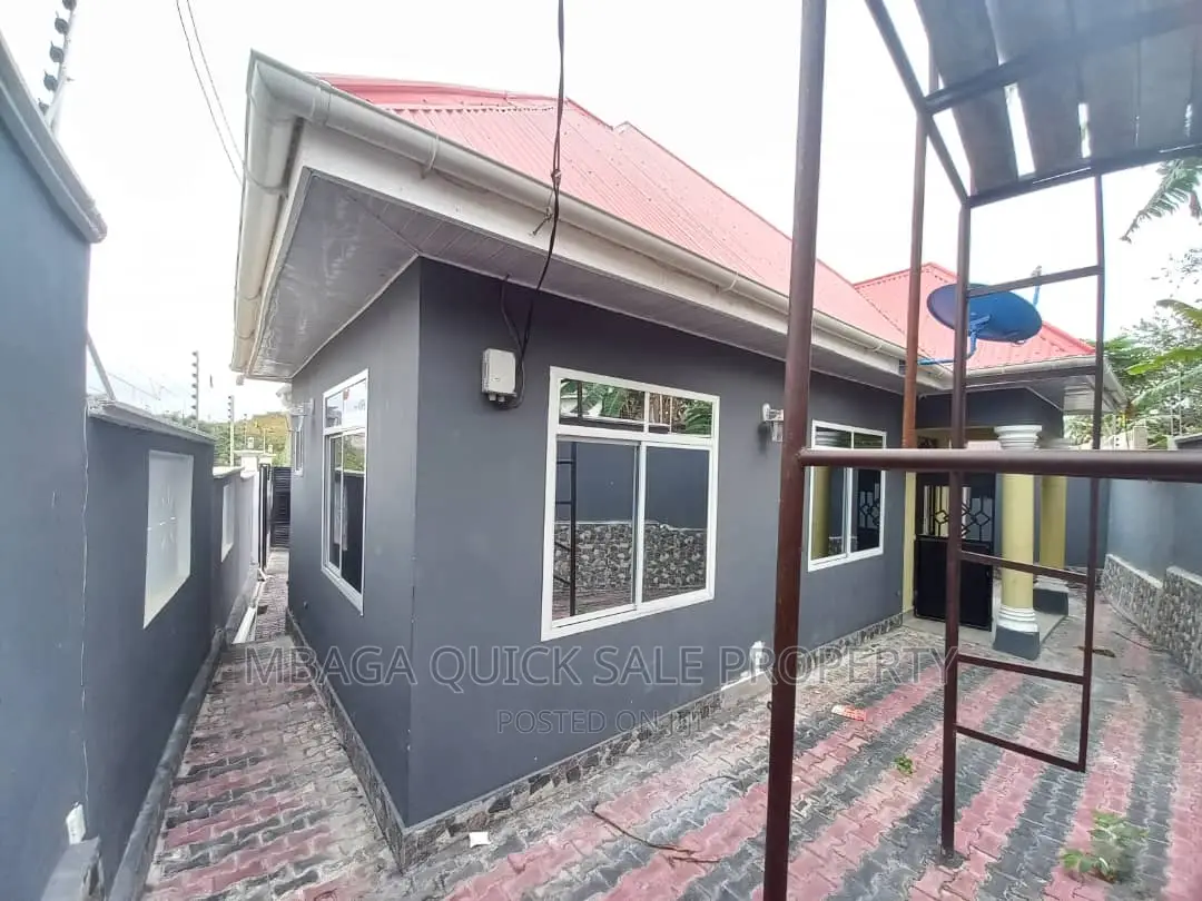 3bdrm Bungalow in Mbez  Kwa  Msuguri, Kimara for sale in Kimara