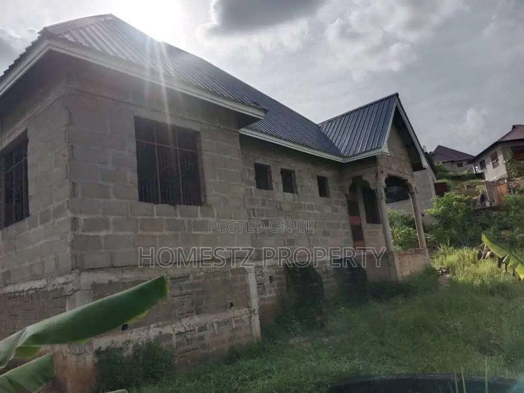 3bdrm House in Malamba Mawili, Kinondoni for sale in Kinondoni