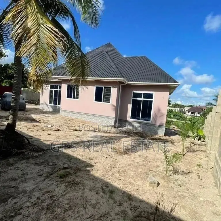 4bdrm House in Tegeta Wazo, Kinondoni for sale in Kinondoni