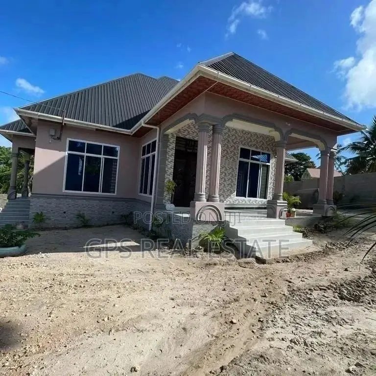4bdrm House in Tegeta Wazo, Kinondoni for sale in Kinondoni