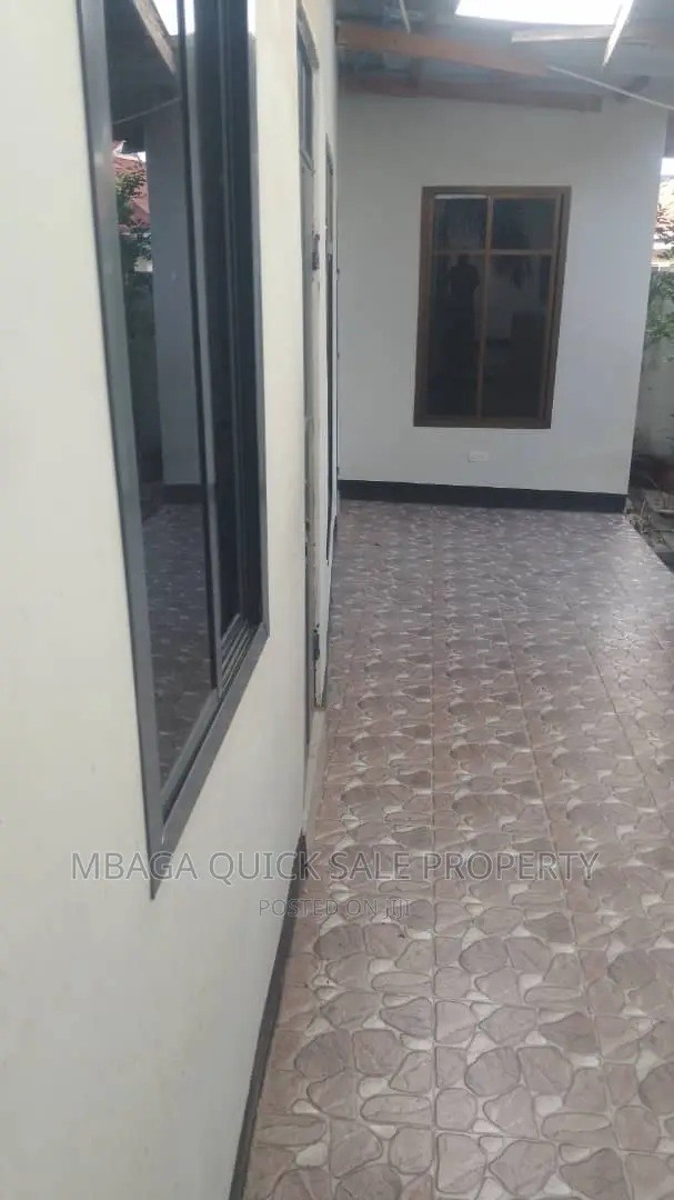 3bdrm House in Salasala, Mbezi for rent in Mbezi