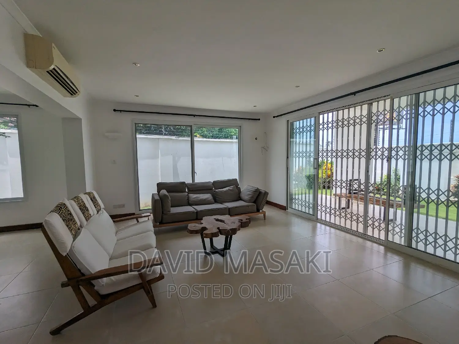 4bdrm Villa in Villas Frangi, Oyster Bay for rent in Oyster Bay